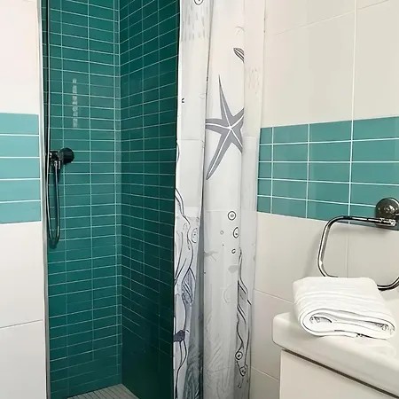 Cerca De La Laya Y Del Centro Del Pueblo דירה